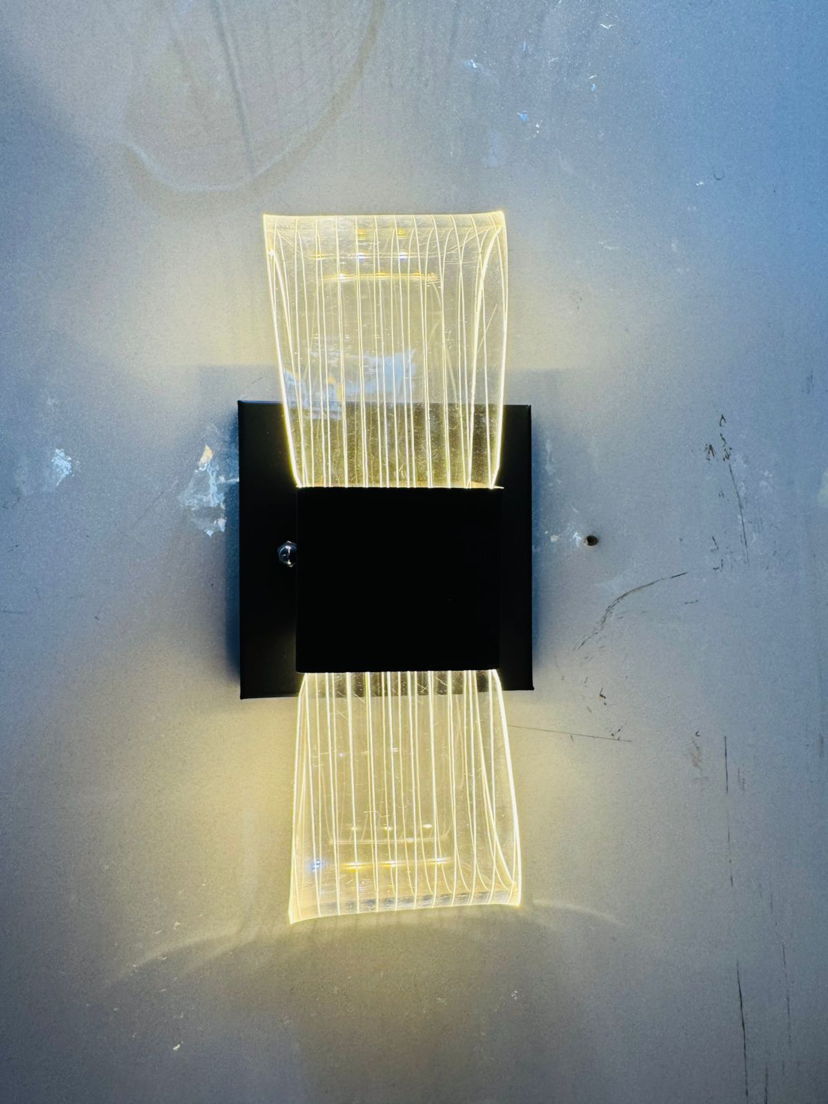 Modern Transparent Wall Lamp