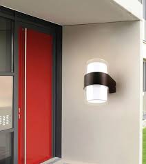 Circular LED Buttress Lamp