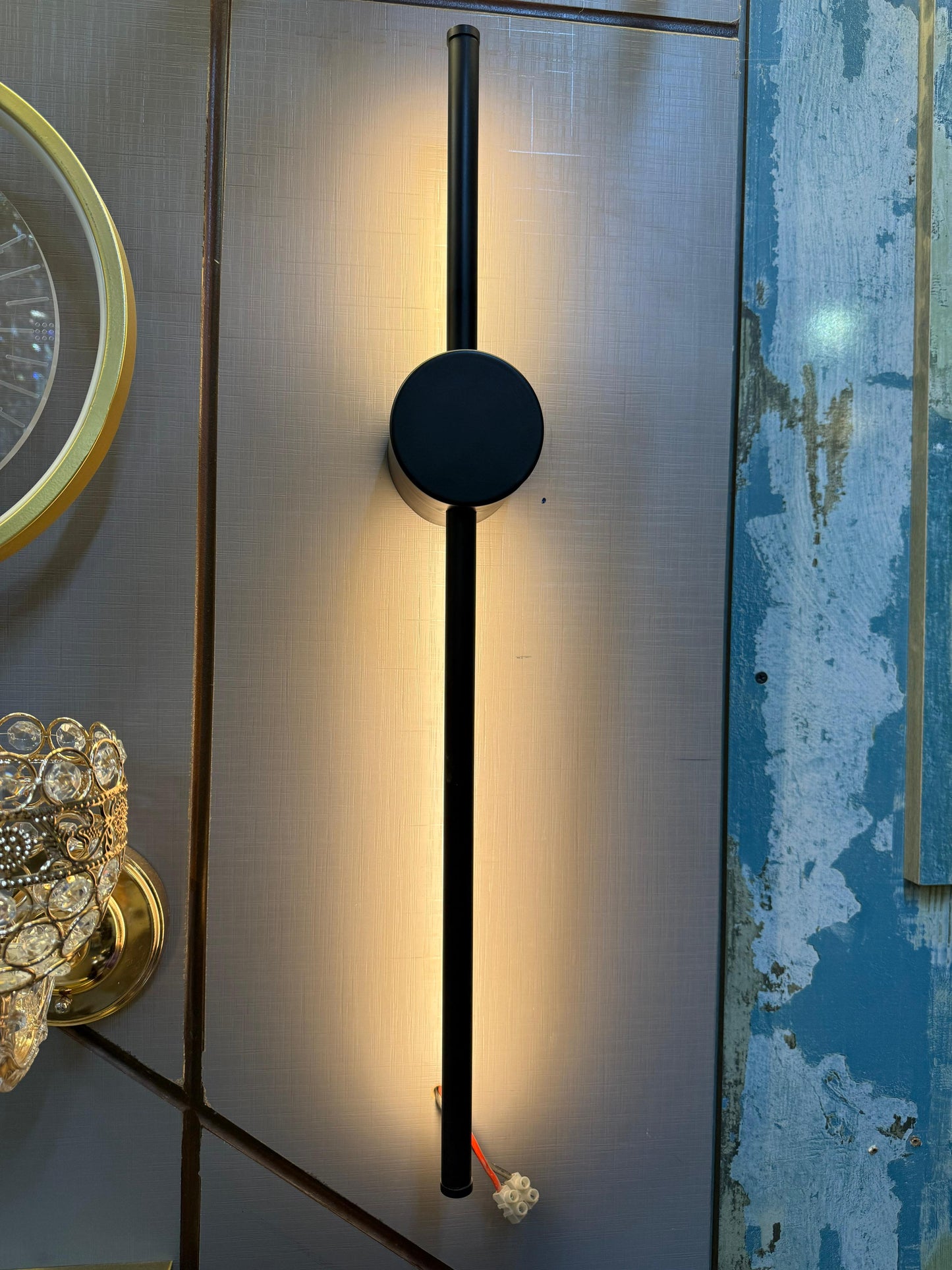Elegant Wall Lamp