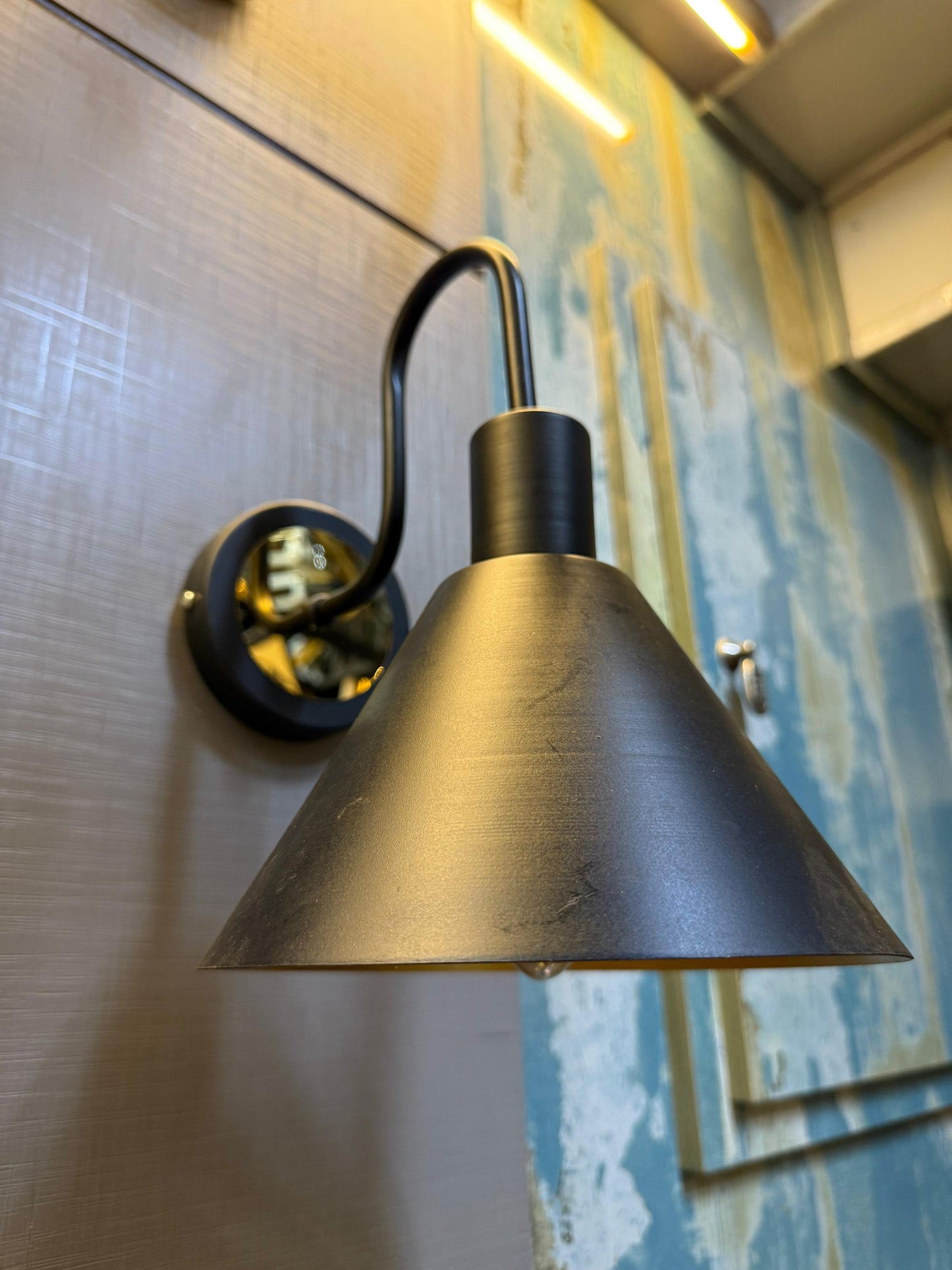 Black Cone Wall Lamp