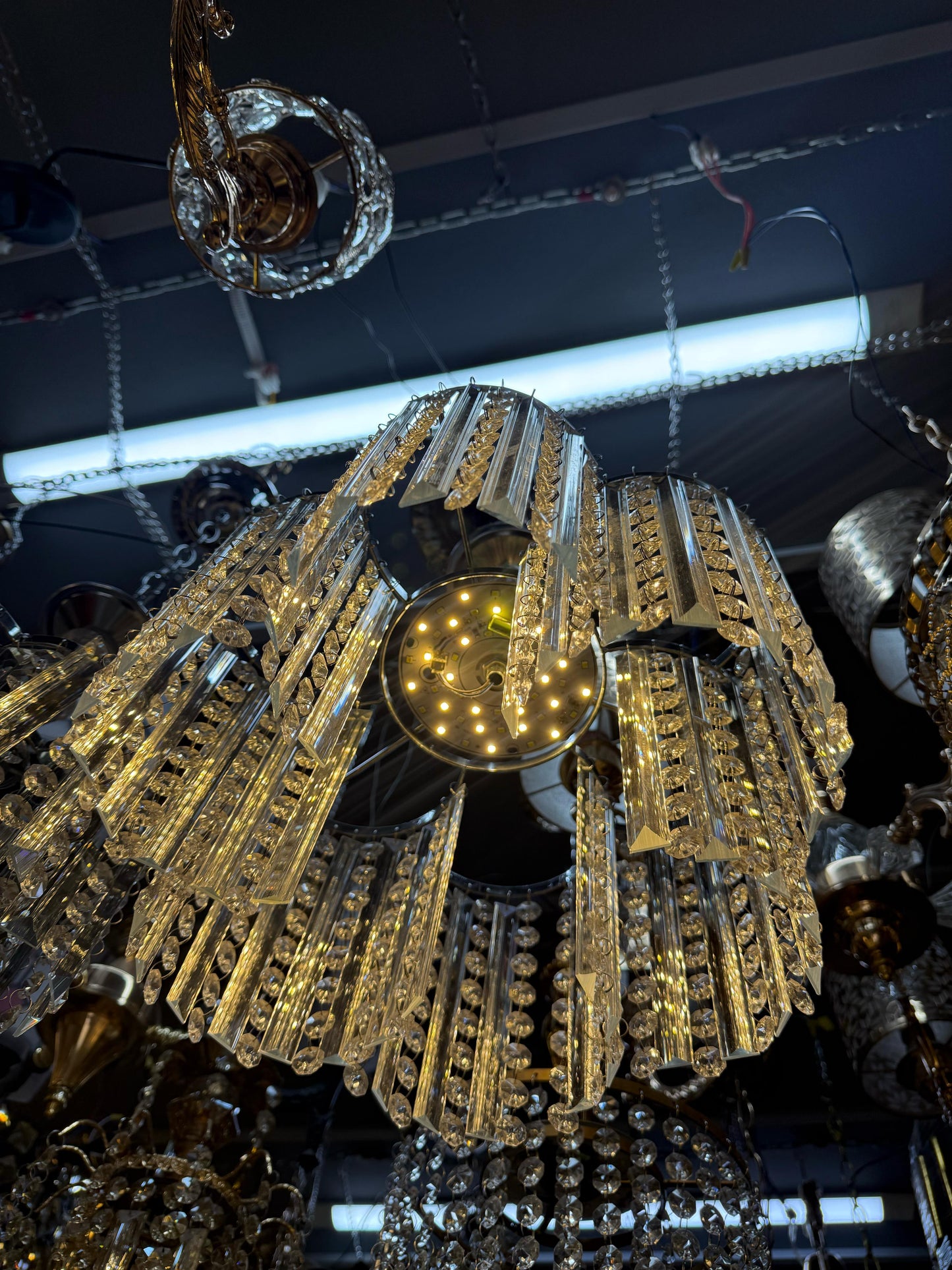 Star Shape Crystal Fanoos With Built-in LED