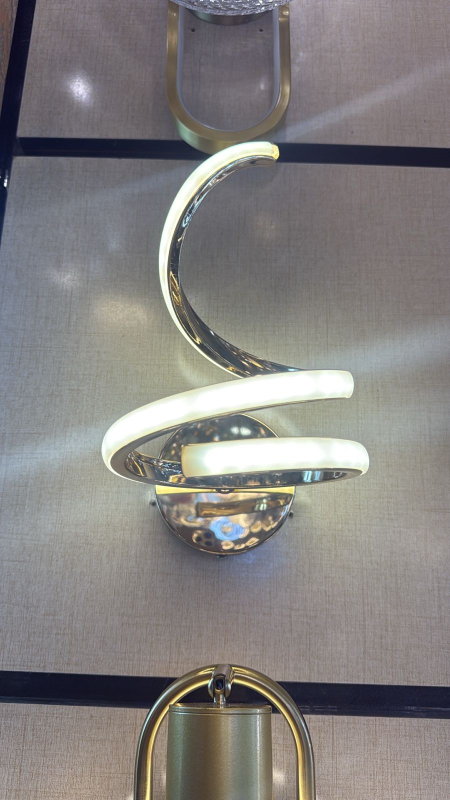 AB890 LED Wall Sconce