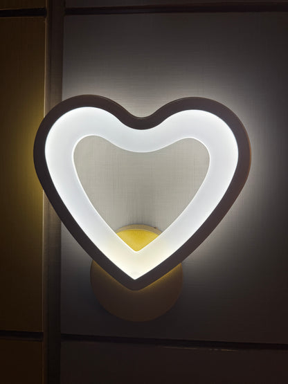Golden Heart Shape Wall Lamp