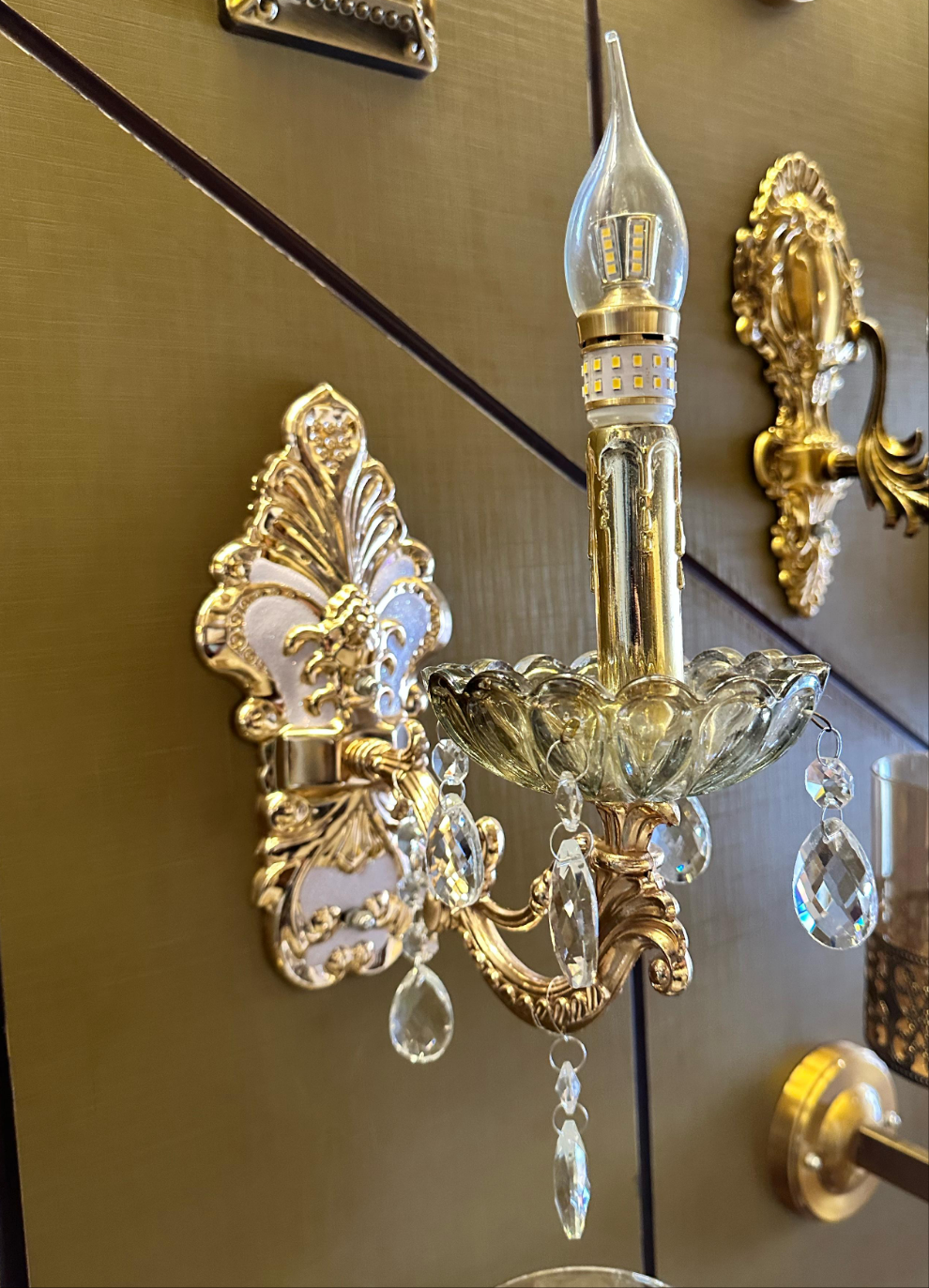 Royal Crystal Wall Sconce