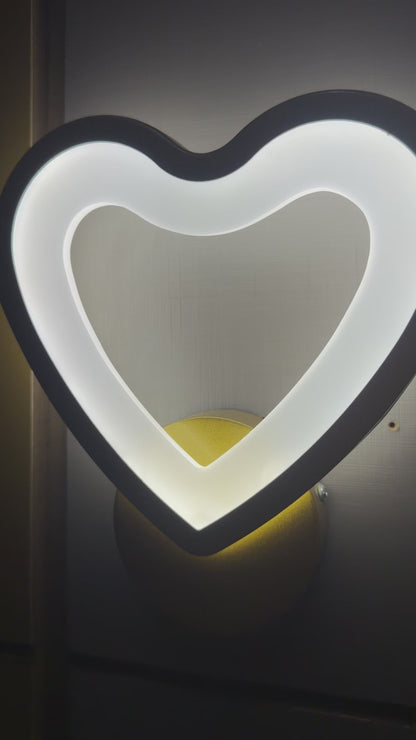 Golden Heart Shape Wall Lamp