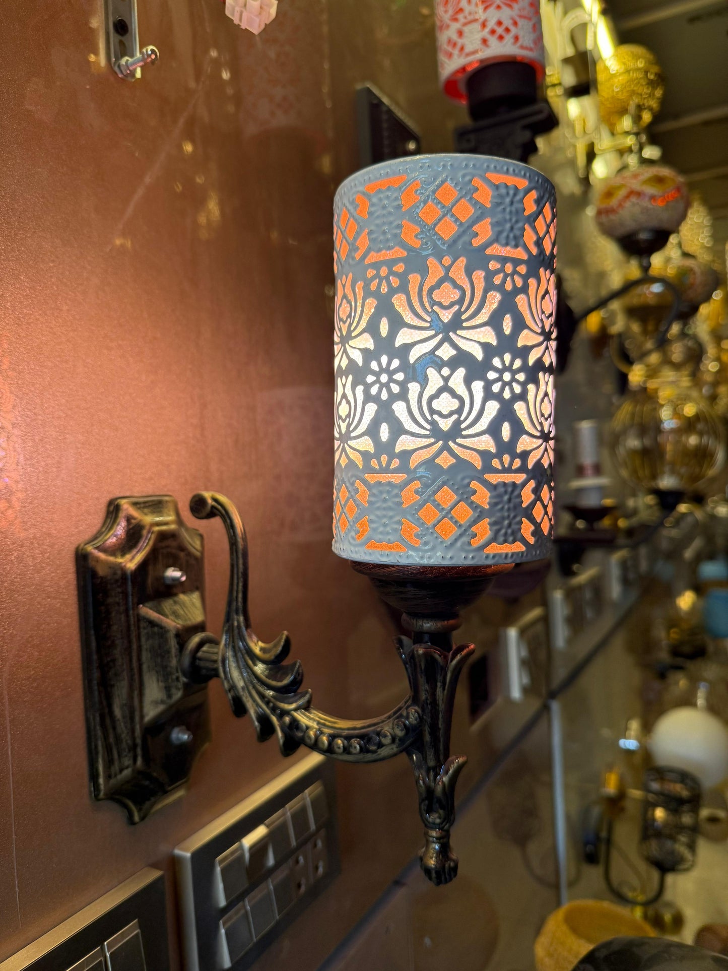 Lotus Metal Wall lamp